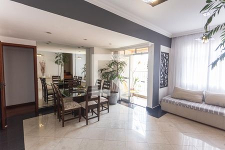 Sala 1 de apartamento à venda com 4 quartos, 188m² em Sagrada Família, Belo Horizonte