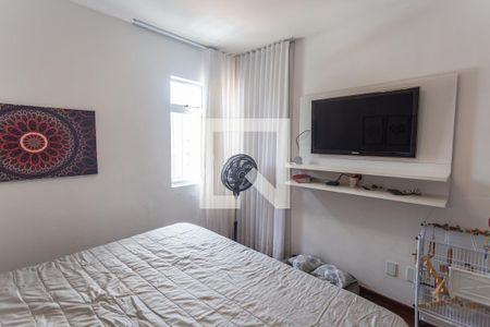 Suíte de apartamento à venda com 4 quartos, 188m² em Sagrada Família, Belo Horizonte