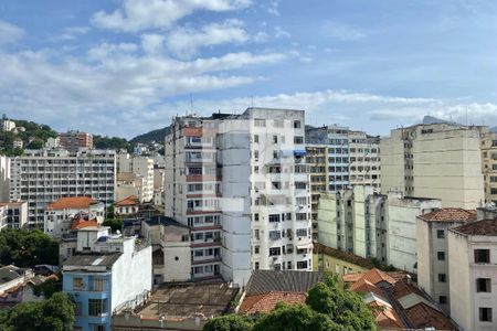 Vista 2 de apartamento à venda com 2 quartos, 64m² em Centro, Rio de Janeiro