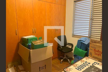 Quarto 2 de apartamento para alugar com 3 quartos, 90m² em Sion, Belo Horizonte