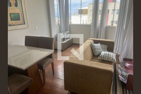 Sala de apartamento para alugar com 3 quartos, 90m² em Sion, Belo Horizonte