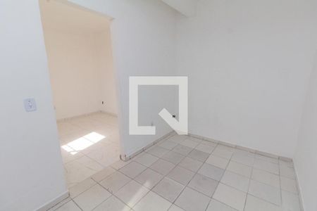 Sala/Quarto de casa para alugar com 1 quarto, 25m² em Jardim Matarazzo, São Paulo