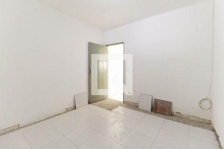 Quarto 1 de casa para alugar com 2 quartos, 100m² em Jardim das Camélias, São Paulo