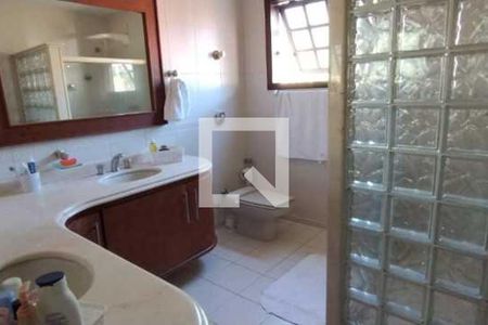 Casa de condomínio à venda com 527m², 4 quartos e 3 vagas