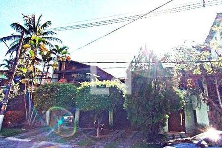 Casa de condomínio à venda com 527m², 4 quartos e 3 vagas