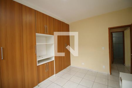 Quarto 1 de apartamento à venda com 2 quartos, 60m² em Cordovil, Rio de Janeiro