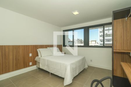 Sala / Quarto / Cozinha de kitnet/studio para alugar com 0 quarto, 26m² em Rio Branco, Porto Alegre