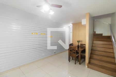 Sala de casa para alugar com 2 quartos, 77m² em Jardim Sao Nicolau, São Paulo