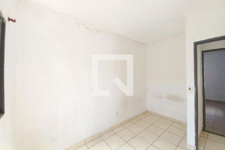 Casa à venda com 300m², 5 quartos e 3 vagas Casa à venda com 300m², 5 quartos e 3 vagasEdícula Quarto 5