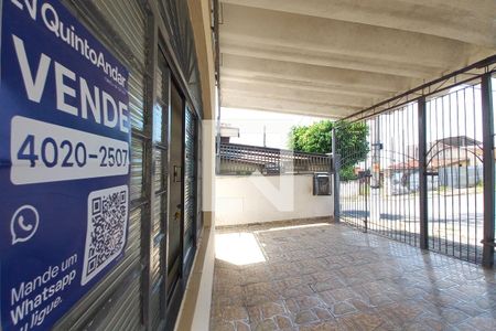 Casa à venda com 300m², 5 quartos e 3 vagas Casa à venda com 300m², 5 quartos e 3 vagasPlaca Instalada