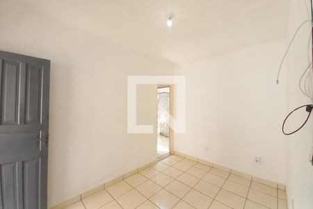 Casa à venda com 300m², 5 quartos e 3 vagas Casa à venda com 300m², 5 quartos e 3 vagasEdícula Sala