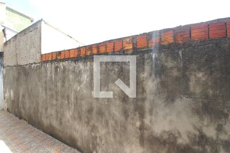 Casa à venda com 300m², 5 quartos e 3 vagas Casa à venda com 300m², 5 quartos e 3 vagasEdícula Vista do Quarto 5