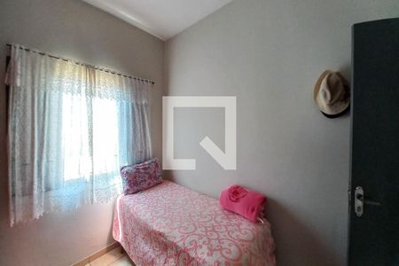 Casa à venda com 300m², 5 quartos e 3 vagas Casa à venda com 300m², 5 quartos e 3 vagasQuarto 3 - Suíte