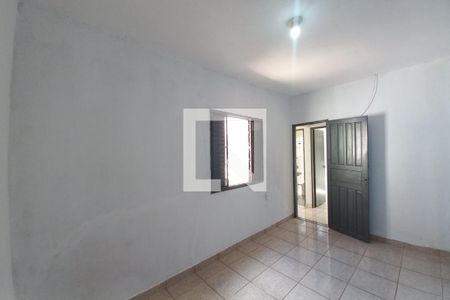 Casa à venda com 300m², 5 quartos e 3 vagas Casa à venda com 300m², 5 quartos e 3 vagasEdícula Quarto 4