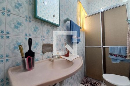 Casa à venda com 300m², 5 quartos e 3 vagas Casa à venda com 300m², 5 quartos e 3 vagasBanheiro