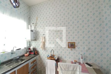 Casa à venda com 300m², 5 quartos e 3 vagas Casa à venda com 300m², 5 quartos e 3 vagasCozinha