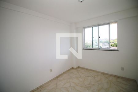 Quarto 1 de apartamento para alugar com 2 quartos, 51m² em Cordovil, Rio de Janeiro