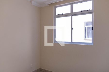 Quarto 2 de apartamento para alugar com 2 quartos, 50m² em Jardim America, Belo Horizonte