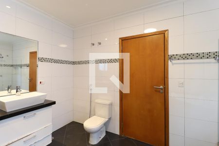 Casa de condomínio à venda com 529m², 4 quartos e 6 vagas Casa de condomínio à venda com 529m², 4 quartos e 6 vagasBanheiro suíte 1