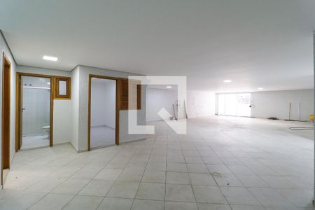 Casa de condomínio à venda com 529m², 4 quartos e 6 vagas Casa de condomínio à venda com 529m², 4 quartos e 6 vagasGaragem