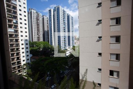 Sala vista 2 de apartamento à venda com 3 quartos, 100m² em Vila Progredior, São Paulo