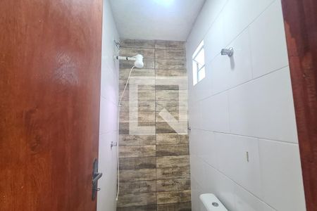 Banheiro de kitnet/studio para alugar com 1 quarto, 41m² em Vila Bela, São Paulo