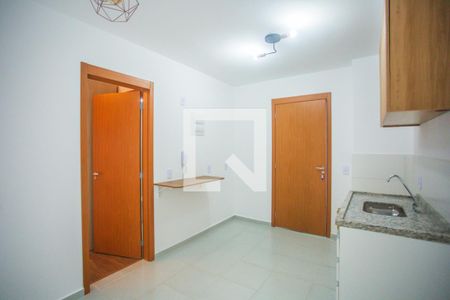 Sala / Cozinha de kitnet/studio para alugar com 1 quarto, 25m² em Vila da Saúde, São Paulo