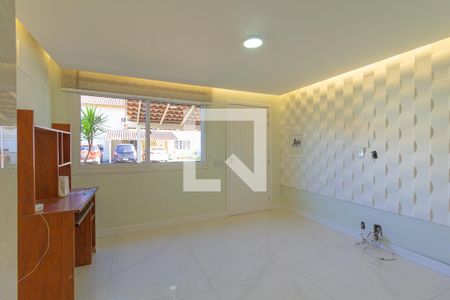 Sala de casa de condomínio à venda com 2 quartos, 93m² em Fátima, Canoas