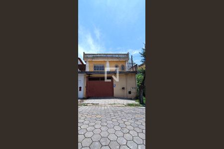 Fachada de casa para alugar com 4 quartos, 270m² em Vila Cercado Grande, Embu das Artes