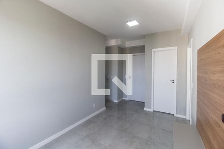 Sala  de apartamento para alugar com 1 quarto, 41m² em Jardim Tupanci, Barueri