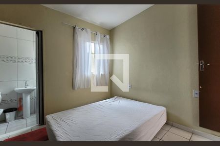 Suíte de casa para alugar com 2 quartos, 73m² em Vila Palmares, Santo André