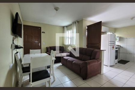 Sala de casa para alugar com 2 quartos, 73m² em Vila Palmares, Santo André