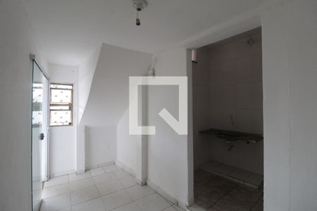 Sala de casa para alugar com 2 quartos, 50m² em Vila Cloris, Belo Horizonte