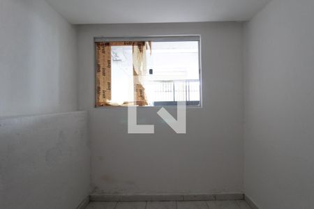 Quarto 1 de casa para alugar com 2 quartos, 50m² em Vila Cloris, Belo Horizonte