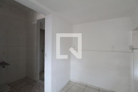 Sala de casa para alugar com 2 quartos, 50m² em Vila Cloris, Belo Horizonte