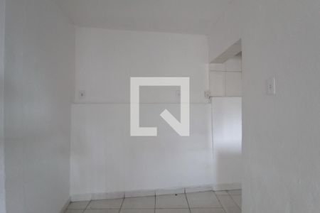 Sala de casa para alugar com 2 quartos, 50m² em Vila Cloris, Belo Horizonte