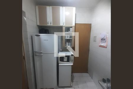 Foto 18 de casa à venda com 2 quartos, 52m² em Vila Cloris, Belo Horizonte