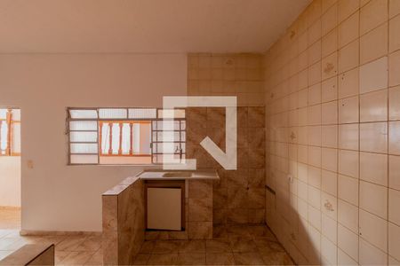 Cozinha de casa para alugar com 1 quarto, 40m² em Jardim Ponte Rasa, São Paulo