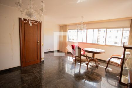 Apartamento à venda com 161m², 4 quartos e 2 vagasSALA