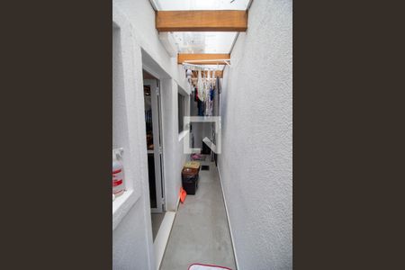 Casa à venda com 200m², 3 quartos e 2 vagas Casa à venda com 200m², 3 quartos e 2 vagasÁrea de Serviço