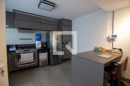 Casa à venda com 200m², 3 quartos e 2 vagas Casa à venda com 200m², 3 quartos e 2 vagasCozinha