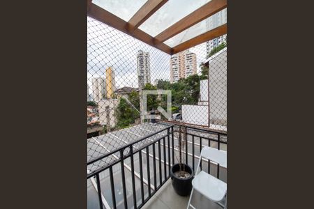 Varanda da suíte de casa para alugar com 3 quartos, 200m² em Paraíso do Morumbi, São Paulo