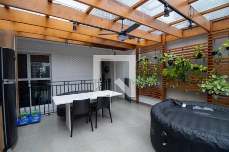 Casa à venda com 200m², 3 quartos e 2 vagas Casa à venda com 200m², 3 quartos e 2 vagasQuintal