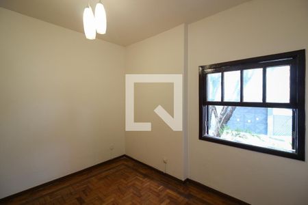 Quarto 1 de casa para alugar com 2 quartos, 120m² em Cerqueira César, São Paulo