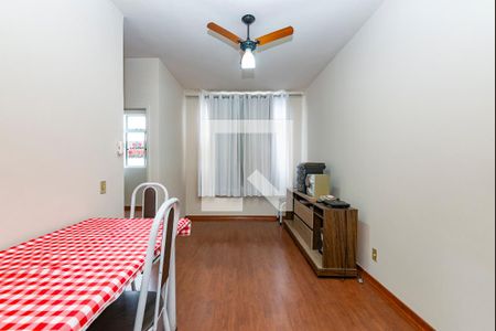 Sala de apartamento à venda com 2 quartos, 55m² em Manacás, Belo Horizonte