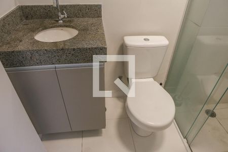 Banheiro de kitnet/studio à venda com 1 quarto, 24m² em Perdizes, São Paulo