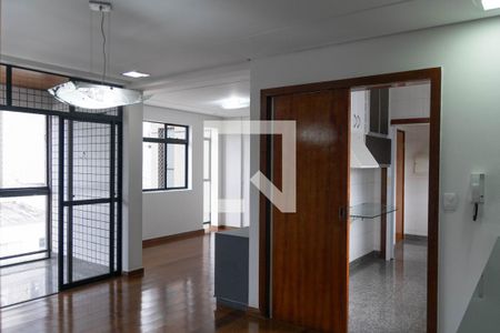 Sala de apartamento para alugar com 3 quartos, 115m² em Buritis, Belo Horizonte