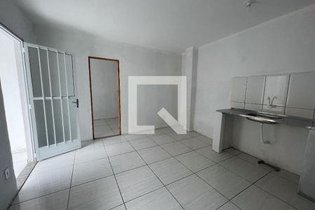 Sala/Cozinha de casa para alugar com 1 quarto, 40m² em Jardim Olavo Bilac, Duque de Caxias