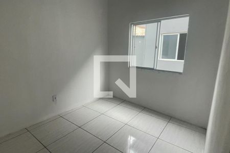 Quarto de casa para alugar com 1 quarto, 40m² em Jardim Olavo Bilac, Duque de Caxias