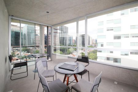 Sala de apartamento à venda com 2 quartos, 114m² em Vila Nova Conceição, São Paulo